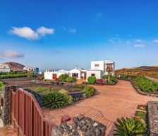 Spain Las Palmas Tinajo vacation rental compare prices direct by owner 25165895
