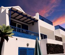 Spain Las Palmas Haría vacation rental compare prices direct by owner 4817374