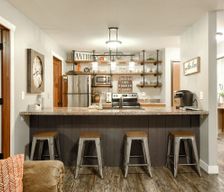 United States South Dakota Lead vacation rental compare prices direct by owner 9528321