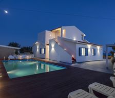 Italy Libero consorzio comunale di Ragusa Punta Braccetto vacation rental compare prices direct by owner 4521249