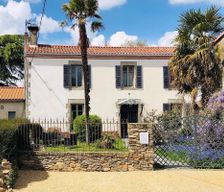France Vendée la boissiere de montaigu vacation rental compare prices direct by owner 4320629