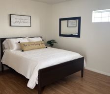 United States California Tulare vacation rental compare prices direct by owner 2548593