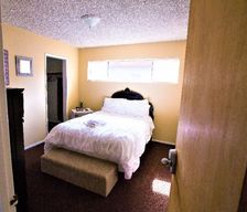 United States California Bakersfield vacation rental compare prices direct by owner 2761292