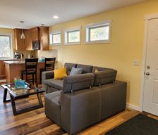 Canada British Columbia Peachland vacation rental compare prices direct by owner 6029180