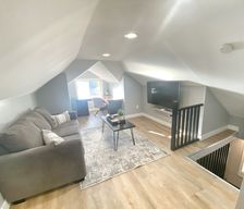 Canada Ontario Windsor vacation rental compare prices direct by owner 27814224