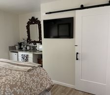 United States California Bakersfield vacation rental compare prices direct by owner 10294254