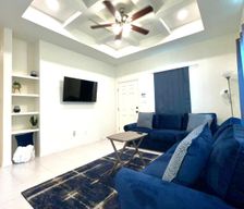 United States Texas Edinburg vacation rental compare prices direct by owner 11692119