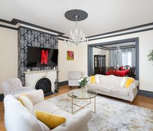 Canada Quebec Montréal vacation rental compare prices direct by owner 10177795