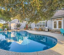 United States Texas Dripping Springs vacation rental compare prices direct by owner 10181152