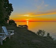 Canada Ontario Lincoln vacation rental compare prices direct by owner 10286857
