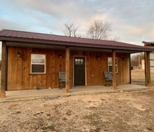 United States Kansas Sedan vacation rental compare prices direct by owner 10317957