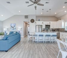 United States Texas Bolivar Peninsula vacation rental compare prices direct by owner 12100766