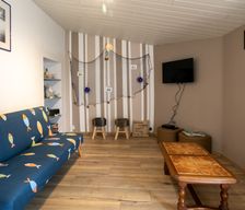 France Côtes-d'Armor Le Faouët vacation rental compare prices direct by owner 12195464
