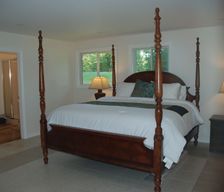 Canada  Unknown vacation rental compare prices direct by owner 15507591