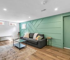 Canada Ontario Kitchener vacation rental compare prices direct by owner 15696176