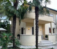 Italy Provincia di Ravenna Milano Marittima vacation rental compare prices direct by owner 15488336