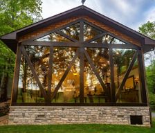 United States Illinois Carbondale vacation rental compare prices direct by owner 23840438