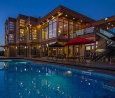 Canada British Columbia Kelowna vacation rental compare prices direct by owner 23648986