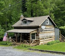 United States Virginia Lyndhurst vacation rental compare prices direct by owner 25050397