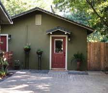 United States California Chico vacation rental compare prices direct by owner 23925974