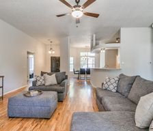 United States Oklahoma Edmond vacation rental compare prices direct by owner 32253204