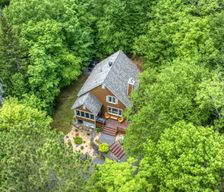 Canada Quebec Saint-Adolphe-d'Howard vacation rental compare prices direct by owner 25170537