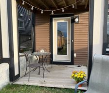 Canada Alberta Cochrane vacation rental compare prices direct by owner 25182341