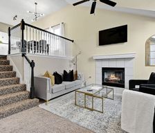 United States Kansas Overland Park vacation rental compare prices direct by owner 25998170