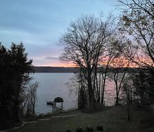 United States New York Ithaca vacation rental compare prices direct by owner 33334839