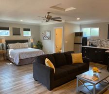 United States California Redding vacation rental compare prices direct by owner 33346669