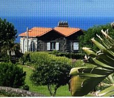 Portugal Açores Fenais da Luz vacation rental compare prices direct by owner 25256274