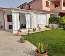 Italy San Teodoro Case Peschiera-lu Fraili vacation rental compare prices direct by owner 33324099