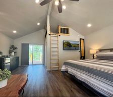 United States Oregon Grants Pass vacation rental compare prices direct by owner 32280660