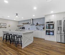 United States Texas Cleburne vacation rental compare prices direct by owner 33254956