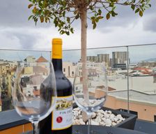 Gibraltar  Gibraltar vacation rental compare prices direct by owner 28137886