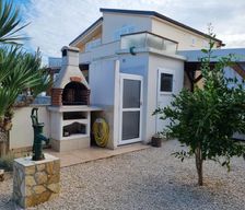 Croatia Pag Vir vacation rental compare prices direct by owner 6333310