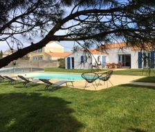France Vendée L'Aiguillon-sur-Vie vacation rental compare prices direct by owner 33319074