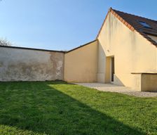 France Yonne Laroche-Saint-Cydroine vacation rental compare prices direct by owner 33297498
