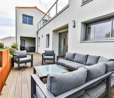 France Pays de la Loire Les Sables-d'Olonne vacation rental compare prices direct by owner 10790046