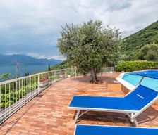 Italy  Torri del Benaco vacation rental compare prices direct by owner 26704182