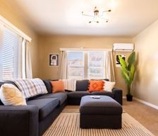 United States Utah Kanab vacation rental compare prices direct by owner 33515803