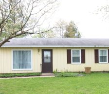 United States Illinois Bloomington vacation rental compare prices direct by owner 33388259