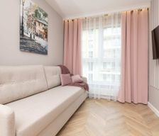 Poland Województwo pomorskie Gdansk vacation rental compare prices direct by owner 28606829