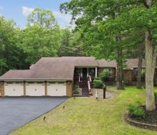 United States New York Saratoga Springs vacation rental compare prices direct by owner 33285832