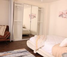 Canada Quebec Montréal vacation rental compare prices direct by owner 27997112
