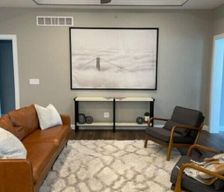 United States Iowa Bettendorf vacation rental compare prices direct by owner 29578648