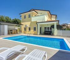 Croatia  Buje vacation rental compare prices direct by owner 33240924