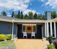 United States Virginia Charlottesville vacation rental compare prices direct by owner 28577532