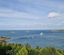 France Côtes-d'Armor PLOUBAZLANEC vacation rental compare prices direct by owner 27334037