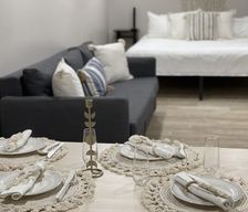 United States Texas Laredo vacation rental compare prices direct by owner 25327902